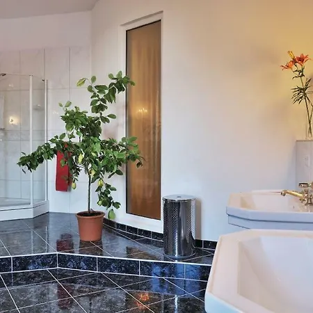 Apartament Schloss Tressow Bobitz