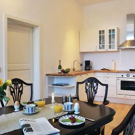 Schloss Tressow Daire *