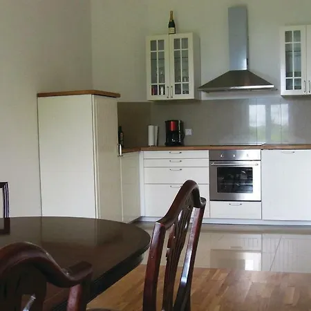 Daire Schloss Tressow *