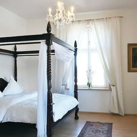 Apartament Schloss Tressow