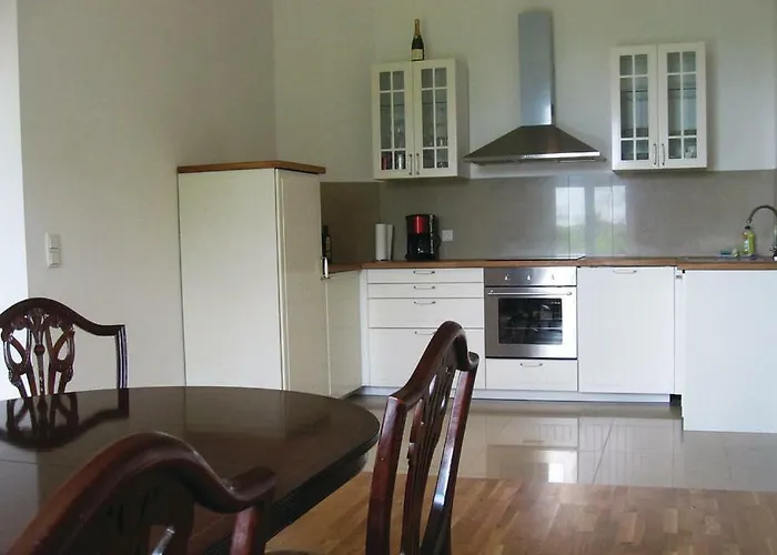 Apartament Schloss Tressow *